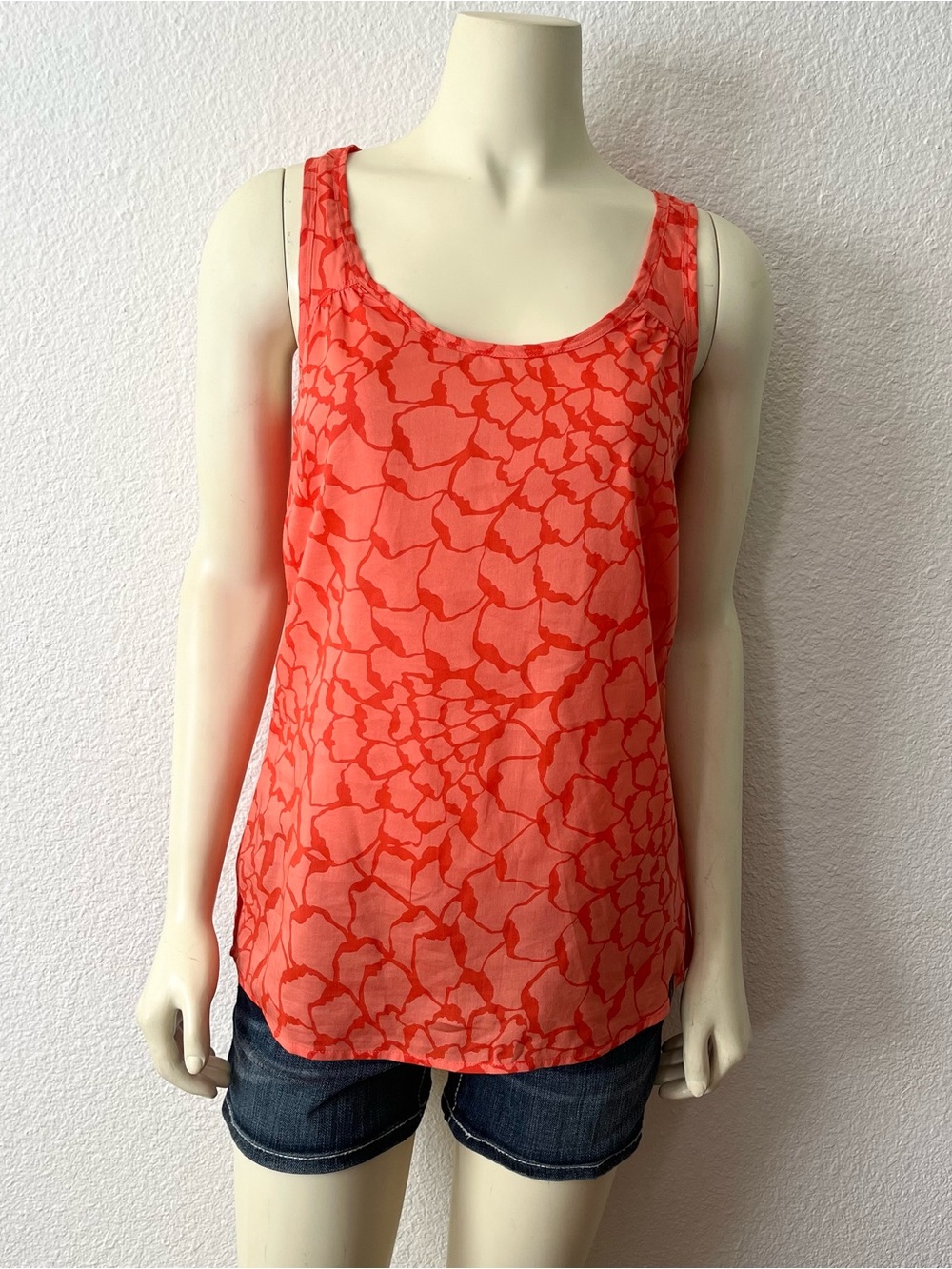 The North Face Woven Breezeback Tank Orange Crossback Keyhole Top Women’s Size S